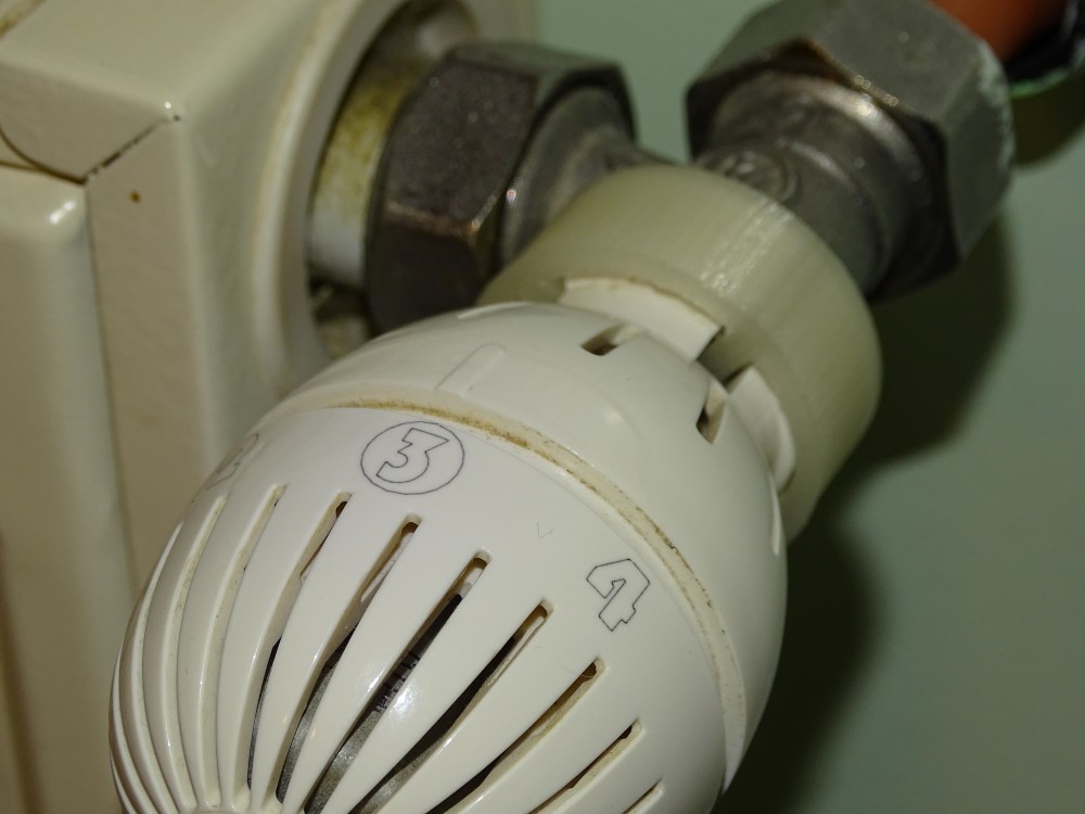 Fichier STL gratuit Bague de la tête thermostatique pour radiateur — free download